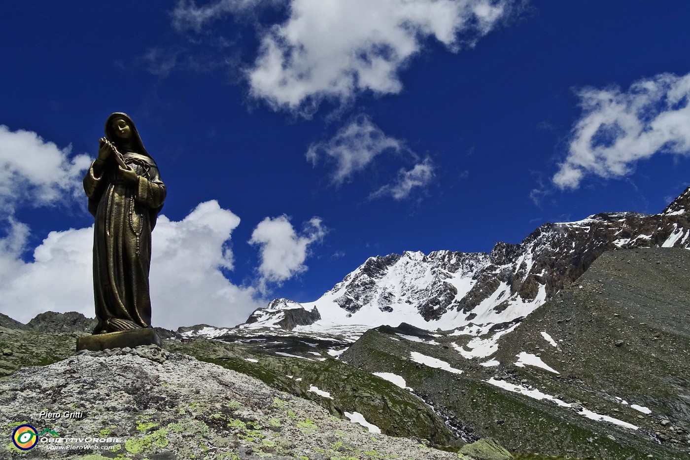 49 Statuetta di Santa Teresa d'Avila con vista in Disgrazia.JPG -                                